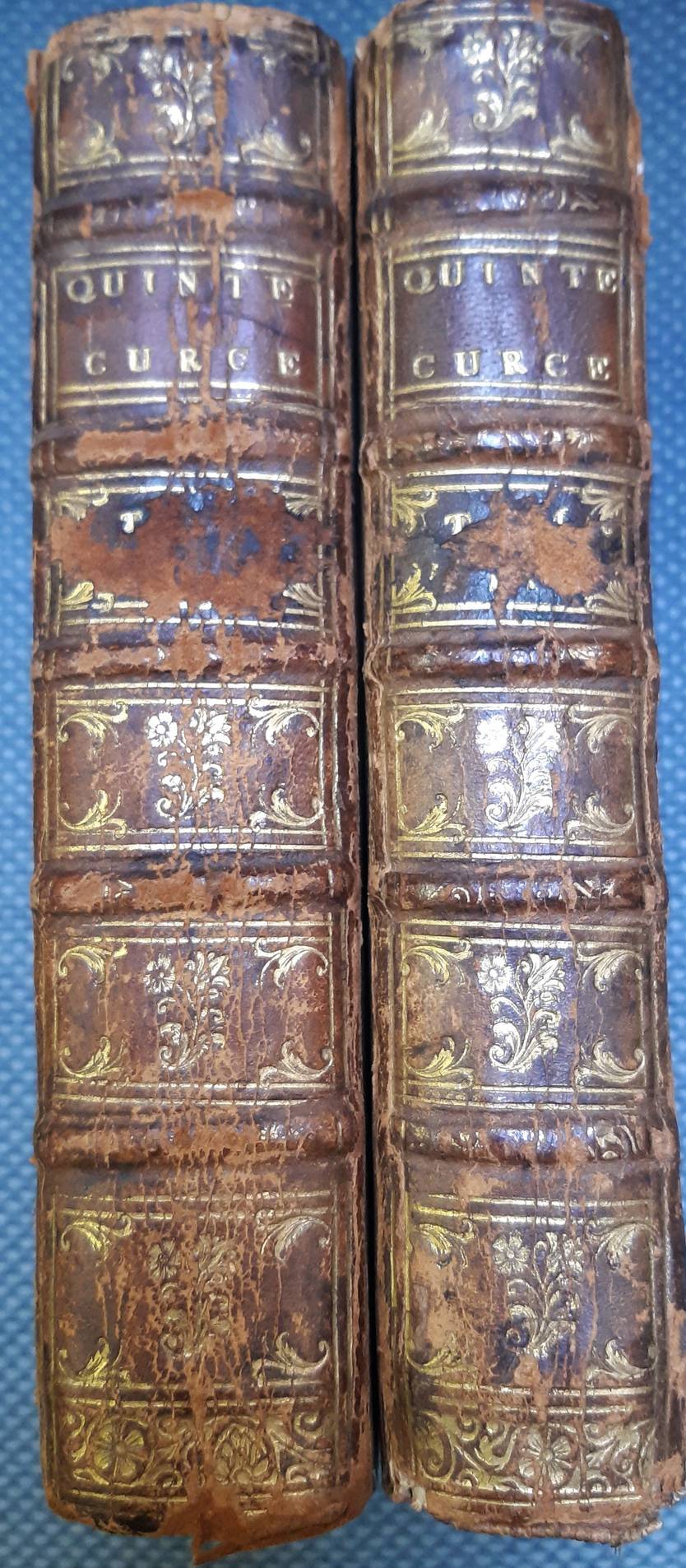 VAUGELAS, CLAUDE FAVRE (1585-1650). Quinte-Curce De la Vie et des actions d'Alexandre le Grand. De la Traduction de Monsieur de Vaugelas.