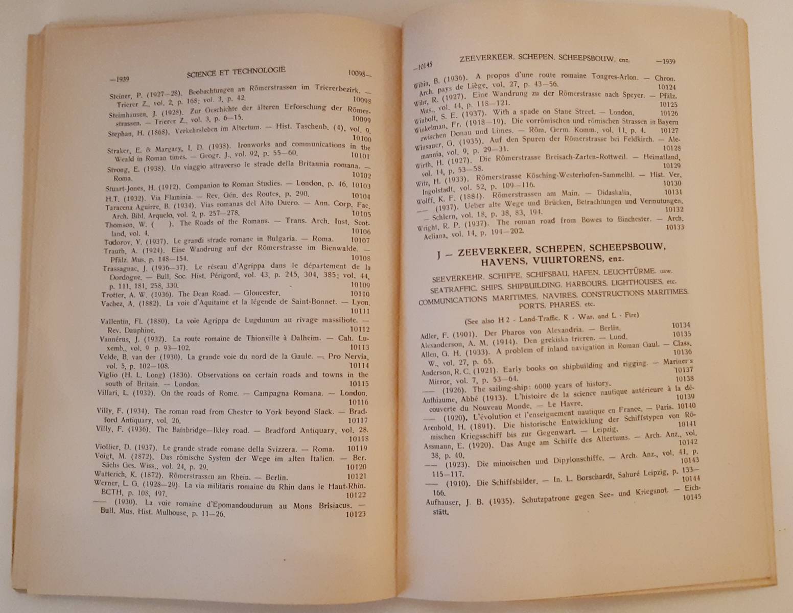 FORBES, R.J. Bibliographica Antiqua Philosophia Naturalis. I: Mijnbouw en geologie (nos. 1-612). V-VIII: Verven..., Leder...Vezelstoffen..., Papier, Papyrus...(nos. 4938- 5641). IX: Mens en natuur (nos 5642-7972). X: Wetenschap en techniek (nos7973-10751). Supplement