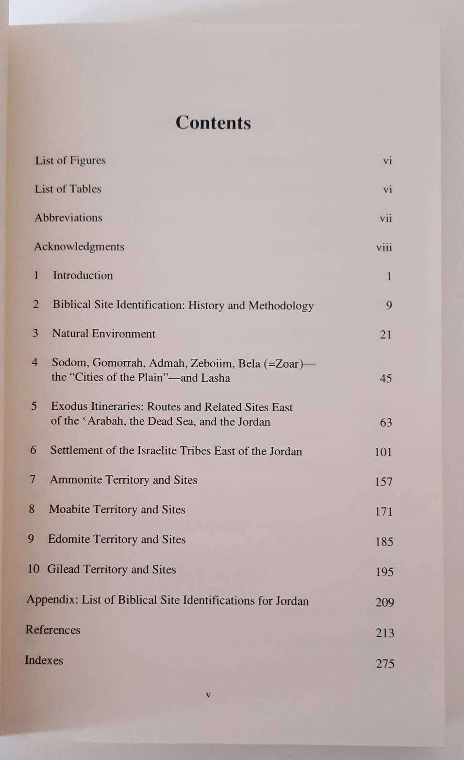 MACDONALD, BURTON. East of the Jordan. Territories and Sites of the Hebrew Scriptures (Asor Books, Volume 6).